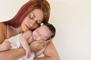 Newborn Photographer-13.jpg